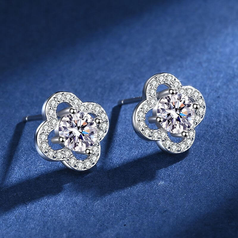 S925 Moissanite Four-Leaf Clover Stud Earrings